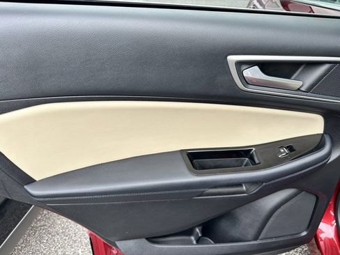 Used 2018 Ford Edge SEL w/ Equipment Group 201A image 18