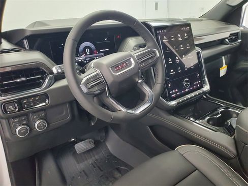 New 2026 GMC Yukon Elevation w/ LPO, Floor Liner Package image 12