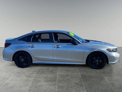 Used 2025 Honda Civic Sport image 6