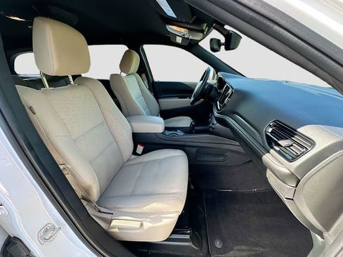 Used 2022 Dodge Durango GT image 28
