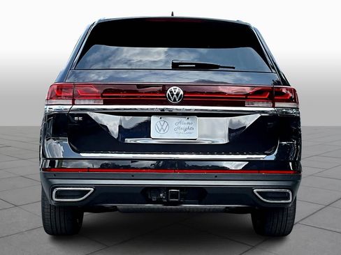New 2026 Volkswagen Atlas SE FWD image 4