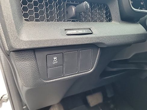 Used 2024 Honda CR-V EX image 12