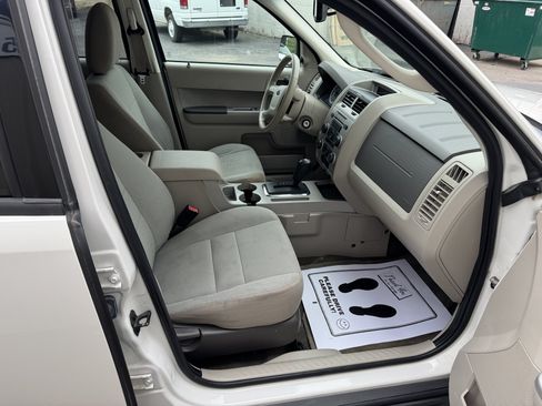 Used 2012 Ford Escape XLT AWD/4WD image 22