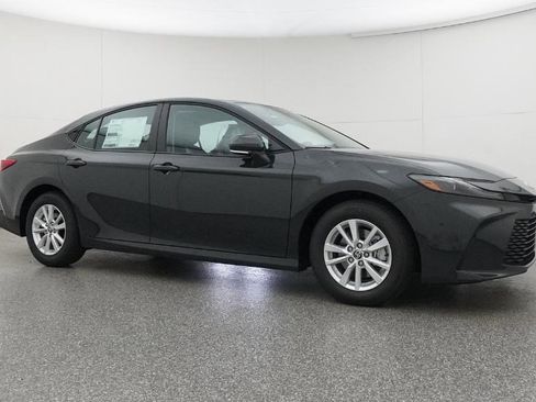 New 2026 Toyota Camry LE image 28