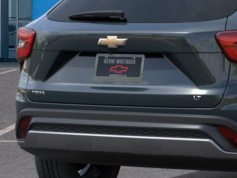 New 2026 Chevrolet Trax LT FWD image 14