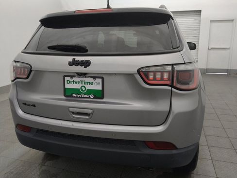 Used 2018 Jeep Compass Latitude w/ Popular Equipment Group AWD/4WD image 7