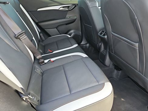 Used 2025 Buick Envision Sport Touring image 21