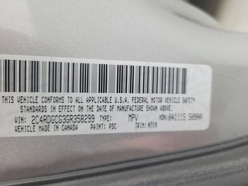 Used 2016 Dodge Grand Caravan SXT FWD image 33