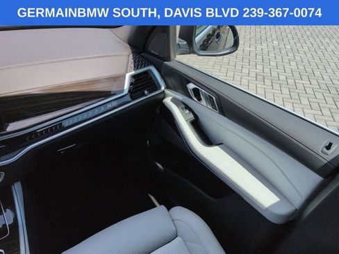 Certified 2024 BMW X5 sDrive40i w/ Premium Package RWD image 19