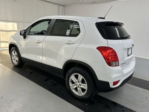 Used 2021 Chevrolet Trax LS w/ Tint and Cruise Package image 7