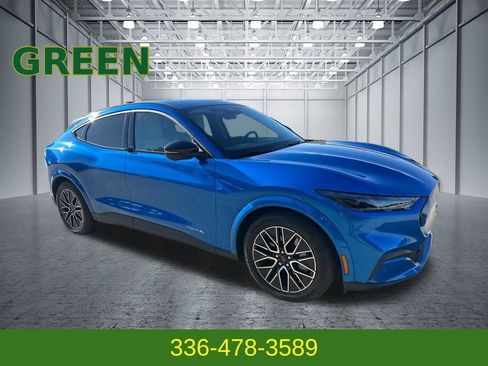 Used 2025 Ford Mustang Mach-E Premium AWD/4WD image 7