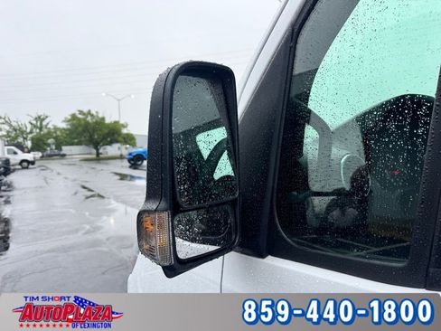 Used 2025 Mercedes-Benz Sprinter 2500 image 14