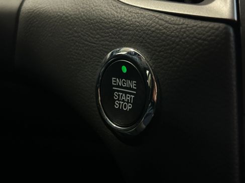 Used 2020 Ford Edge SEL w/ Convenience Package AWD/4WD image 12