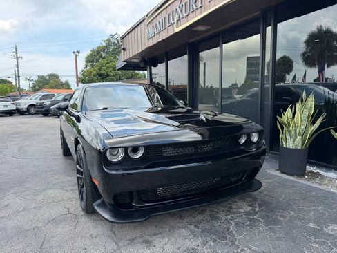 Used 2021 Dodge Challenger R/T Scat Pack w/ 1320 Plus Group RWD image 5