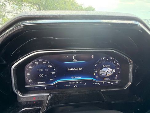 Used 2022 Chevrolet Silverado 1500 LT AWD/4WD image 21