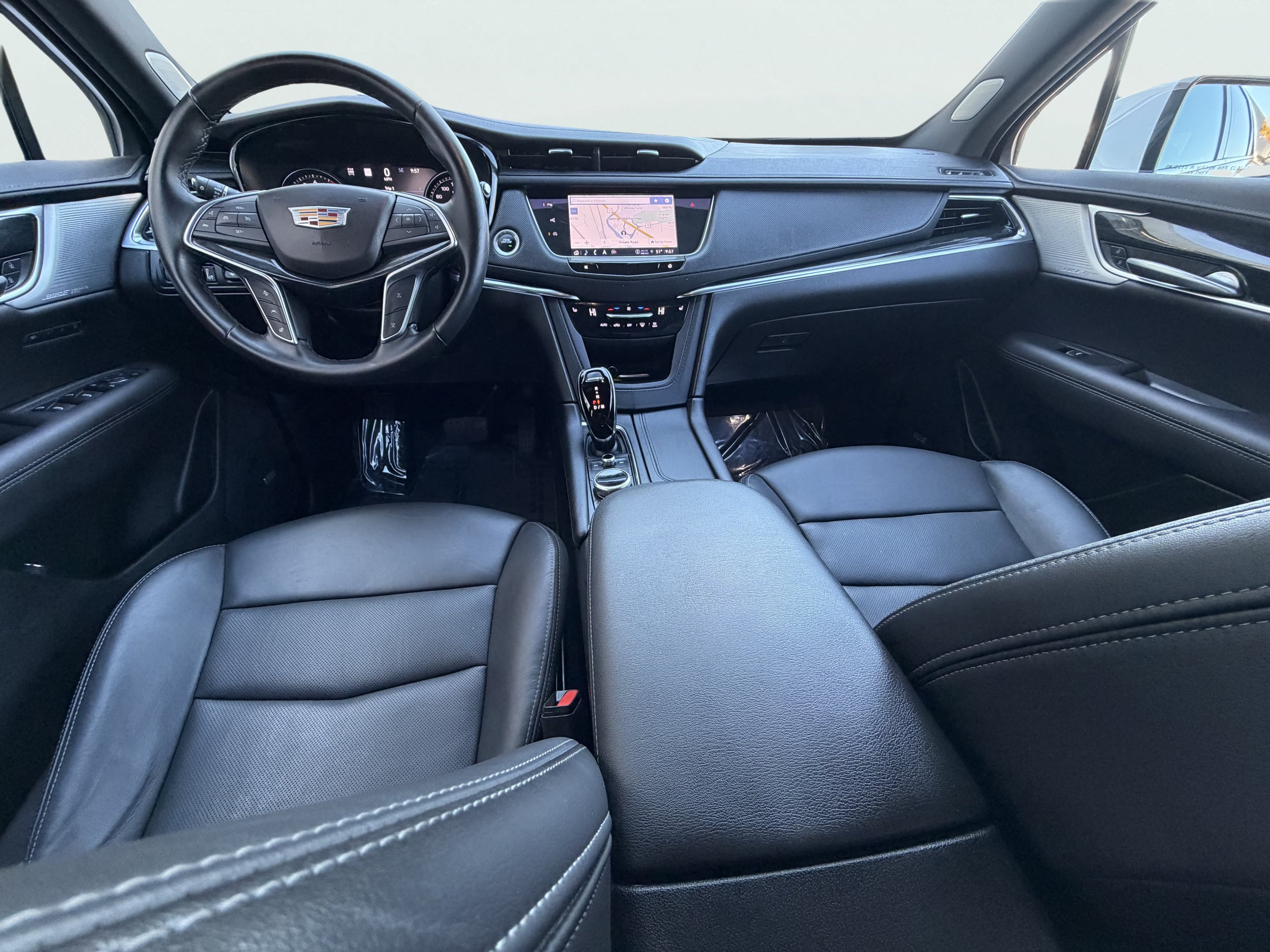 Used 2023 Cadillac XT5 Premium Luxury w/ Technology Package AWD/4WD image 20