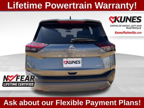 Used 2023 Nissan Rogue S AWD/4WD image 4