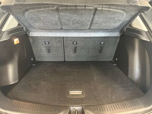 Used 2023 Buick Encore GX Preferred w/ Cold Weather Comfort Package FWD image 16