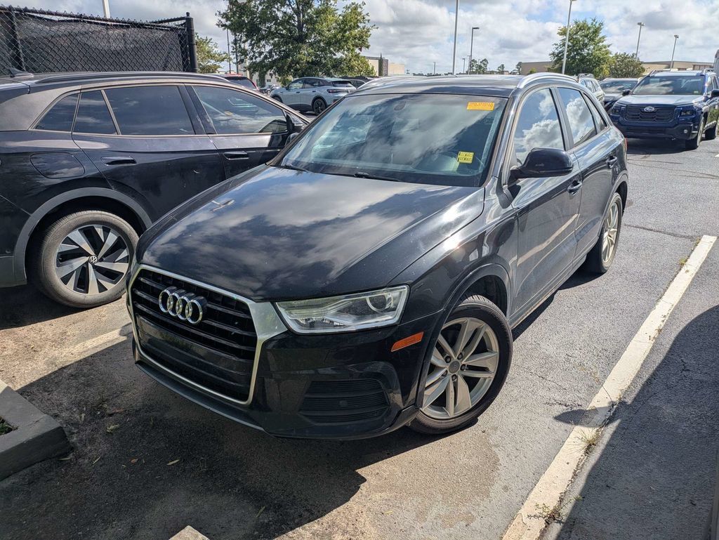Used 2017 Audi Q3 2.0T Premium w/ Convenience Package FWD image 3