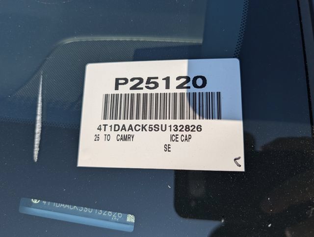 Used 2025 Toyota Camry SE FWD image 34