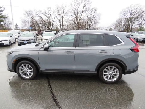 Used 2025 Honda CR-V EX-L image 2
