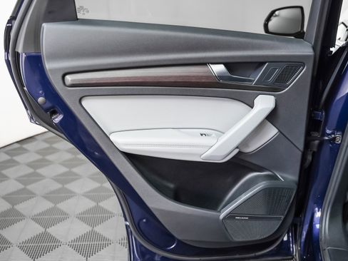 Used 2021 Audi Q5 Premium Plus w/ Premium Plus Package image 25