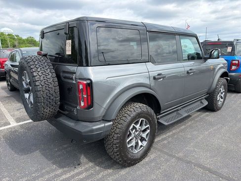 Used 2025 Ford Bronco Badlands AWD/4WD image 3