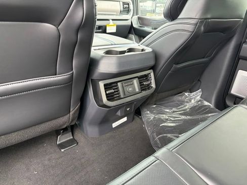 New 2026 Ford F350 Platinum w/ FX4 Off-Road Package AWD/4WD image 11