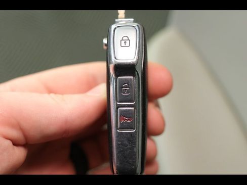 Used 2025 Kia Soul LX FWD image 28