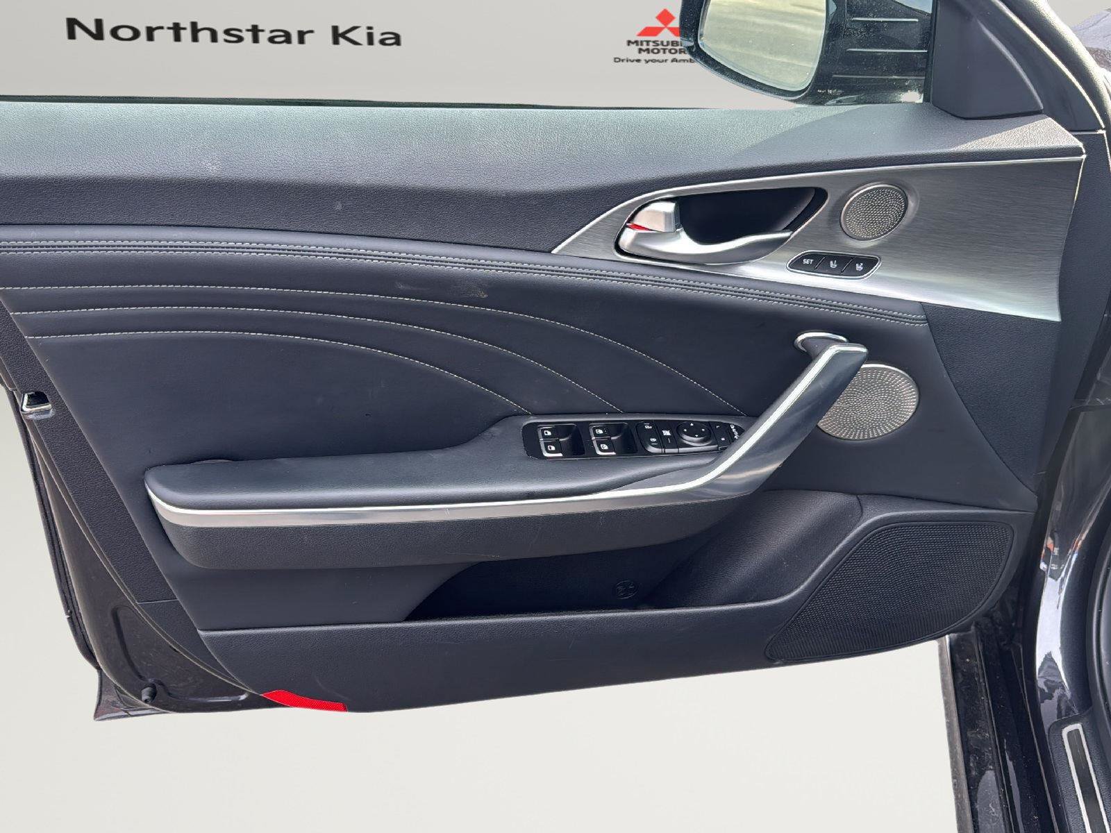 Used 2023 Kia Stinger GT2 RWD image 32