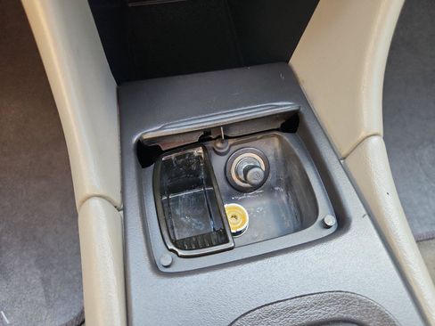 Used 2004 Chevrolet Impala SS w/ Preferred Equipment Group FWD image 25