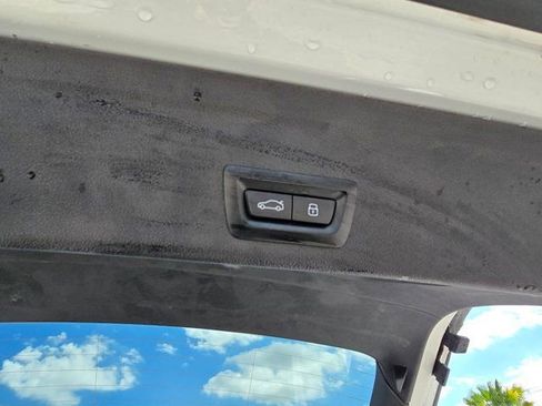 Used 2026 BMW X6 xDrive40i AWD/4WD image 43
