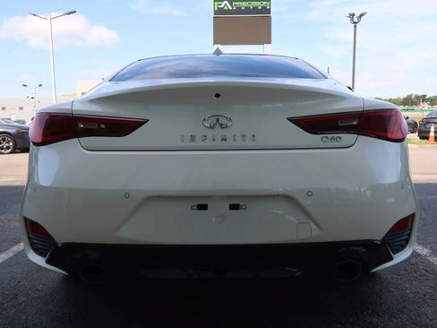 Used 2022 INFINITI Q60 3.0t Luxe w/ Essential Package RWD image 8