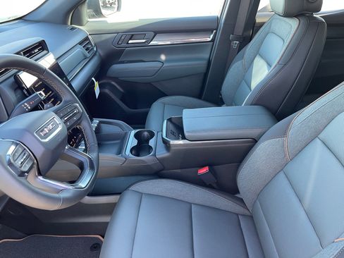 Used 2026 GMC Terrain AT4 image 10