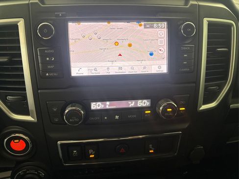 Used 2019 Nissan Titan SL w/ Midnight Edition AWD/4WD image 39