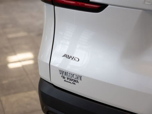 Certified 2024 Toyota Grand Highlander AWD image 7
