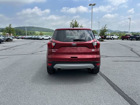 Used 2019 Ford Escape SE AWD/4WD image 6