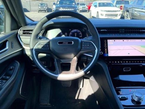 New 2026 Jeep Grand Cherokee Limited w/ Limited Altitude Package AWD/4WD image 41