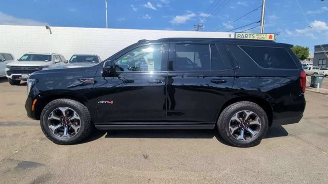 Used 2025 GMC Yukon AT4 Ultimate AWD/4WD image 5
