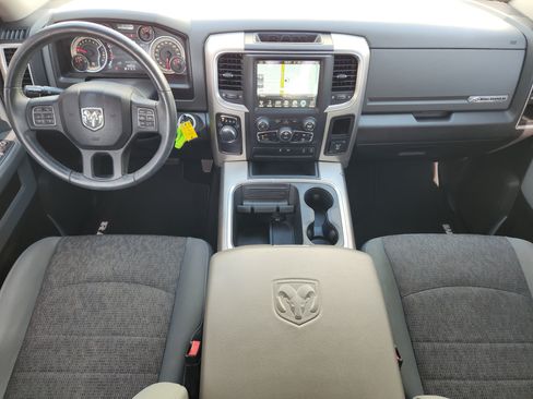 Used 2017 RAM 1500 Big Horn RWD image 26