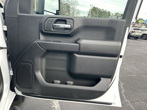 Certified 2024 Chevrolet Silverado 2500 Custom w/ Custom Value Package image 15