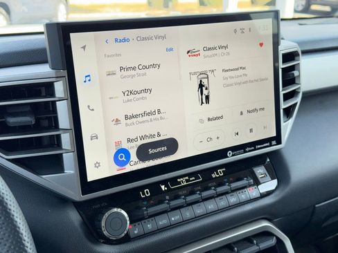 Used 2024 Toyota Sequoia Limited image 30