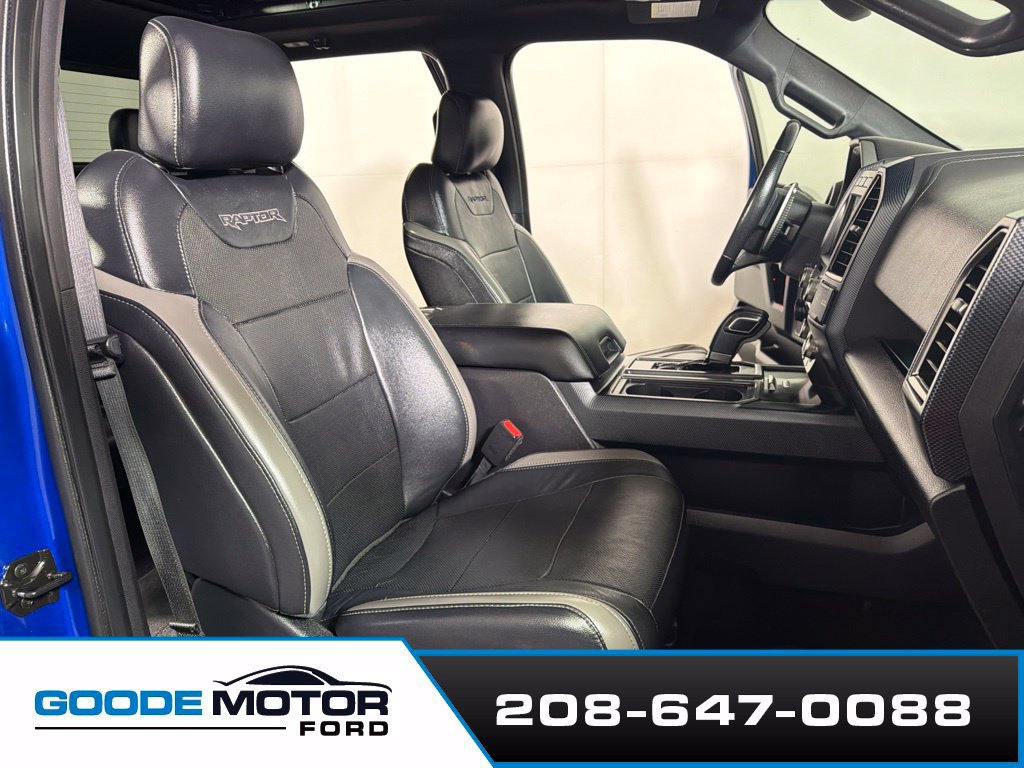 Used 2017 Ford F150 Raptor w/ Equipment Group 802A Luxury AWD/4WD image 24