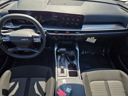 New 2026 Kia Sorento LX FWD image 19