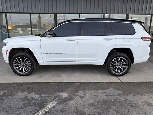 Used 2023 Jeep Grand Cherokee L Summit image 9