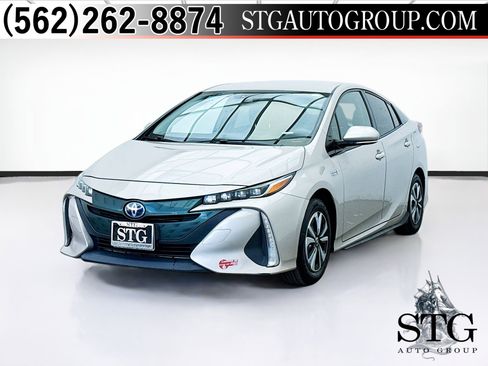 Used 2017 Toyota Prius Prime Premium w/ Preferred Accessory Package image 1