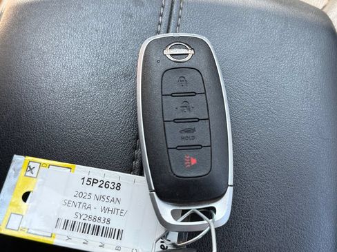 Used 2025 Nissan Sentra SV FWD image 32