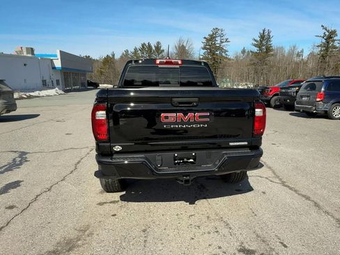 New 2025 GMC Canyon Elevation w/ Convenience Package image 41