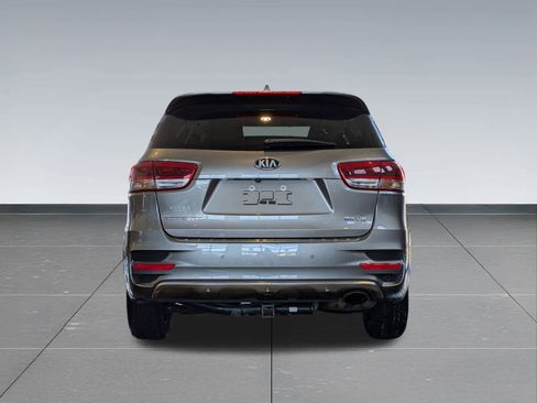 Used 2018 Kia Sorento SX image 5