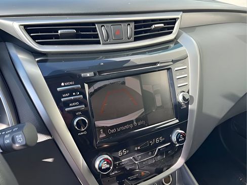 Used 2023 Nissan Murano SL AWD/4WD image 9